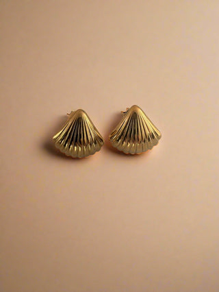 Curved Fan Studs