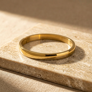 Sleek Bangle